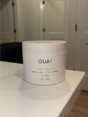 OUAI - ST.BARTS Scalp & Body Scrub Exfoliant
